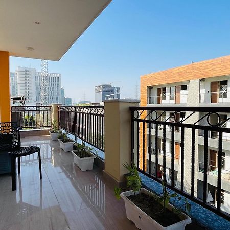 Bedchambers Medicity Serviced Apartments In 구르가온 외부 사진