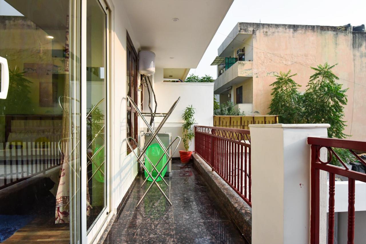 Bedchambers Medicity Serviced Apartments In 구르가온 외부 사진